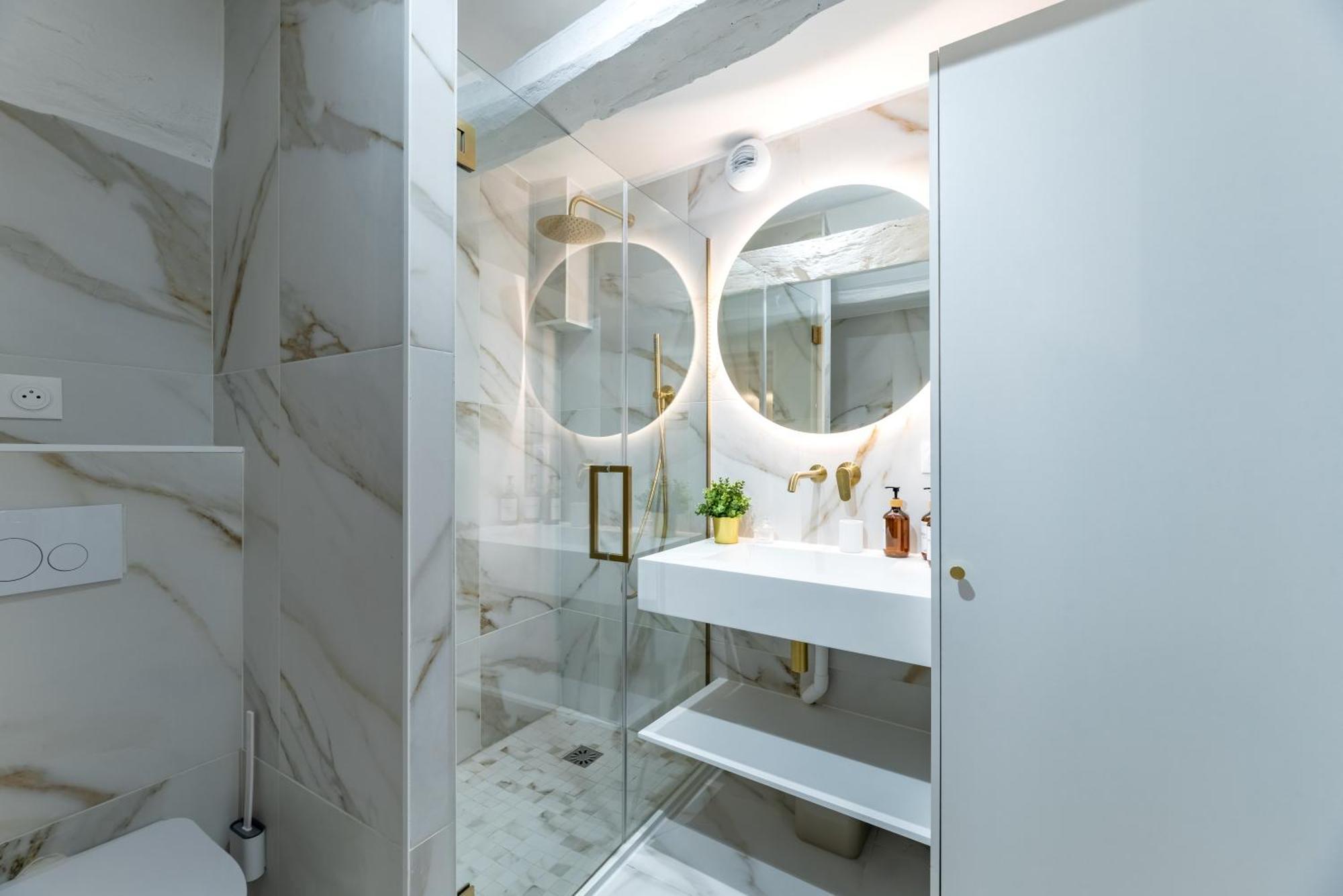 Suite Cathedrale Haut De Gamme + Parking - N°8 鲁昂 外观 照片