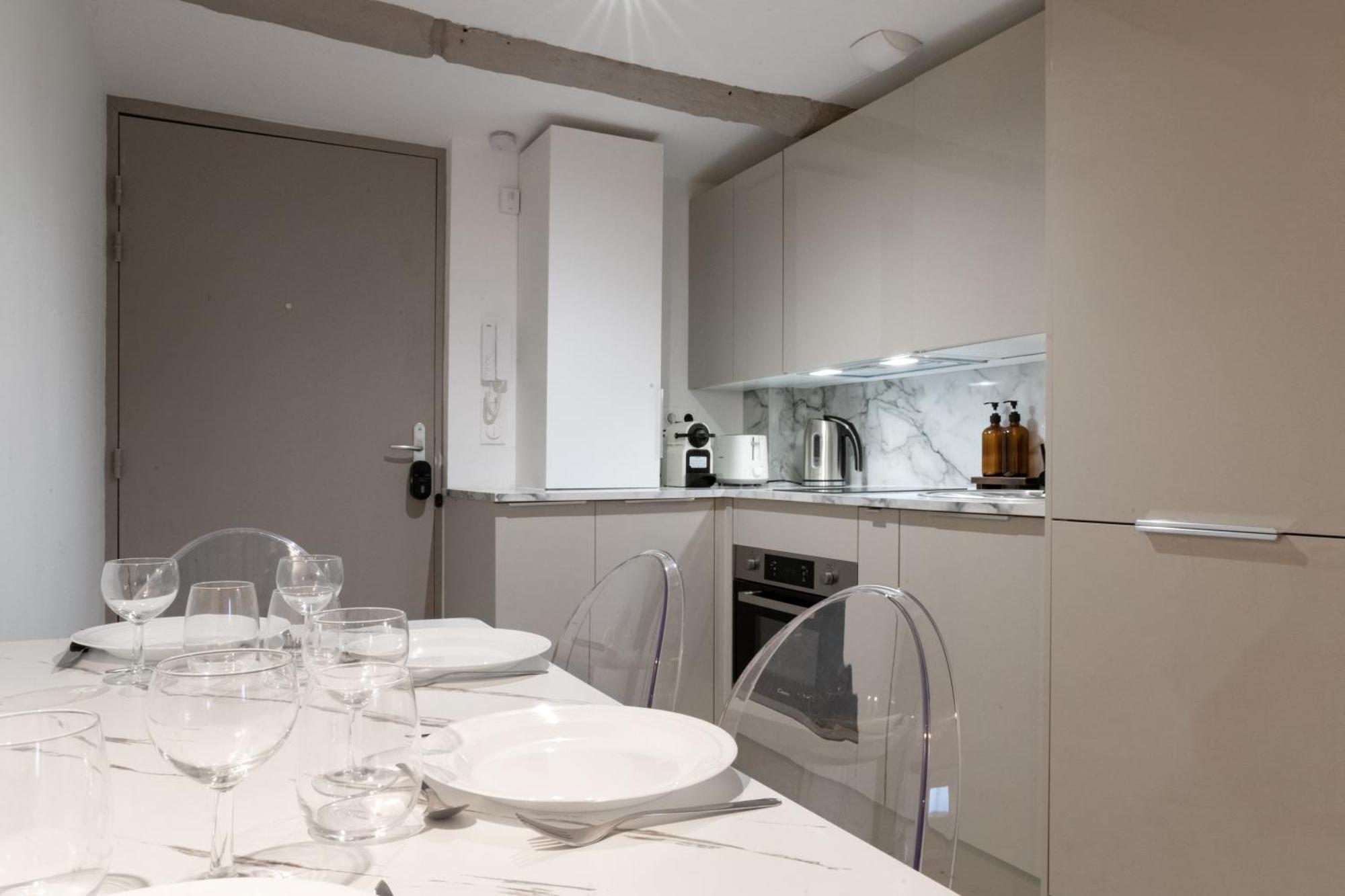 Suite Cathedrale Haut De Gamme + Parking - N°8 鲁昂 外观 照片
