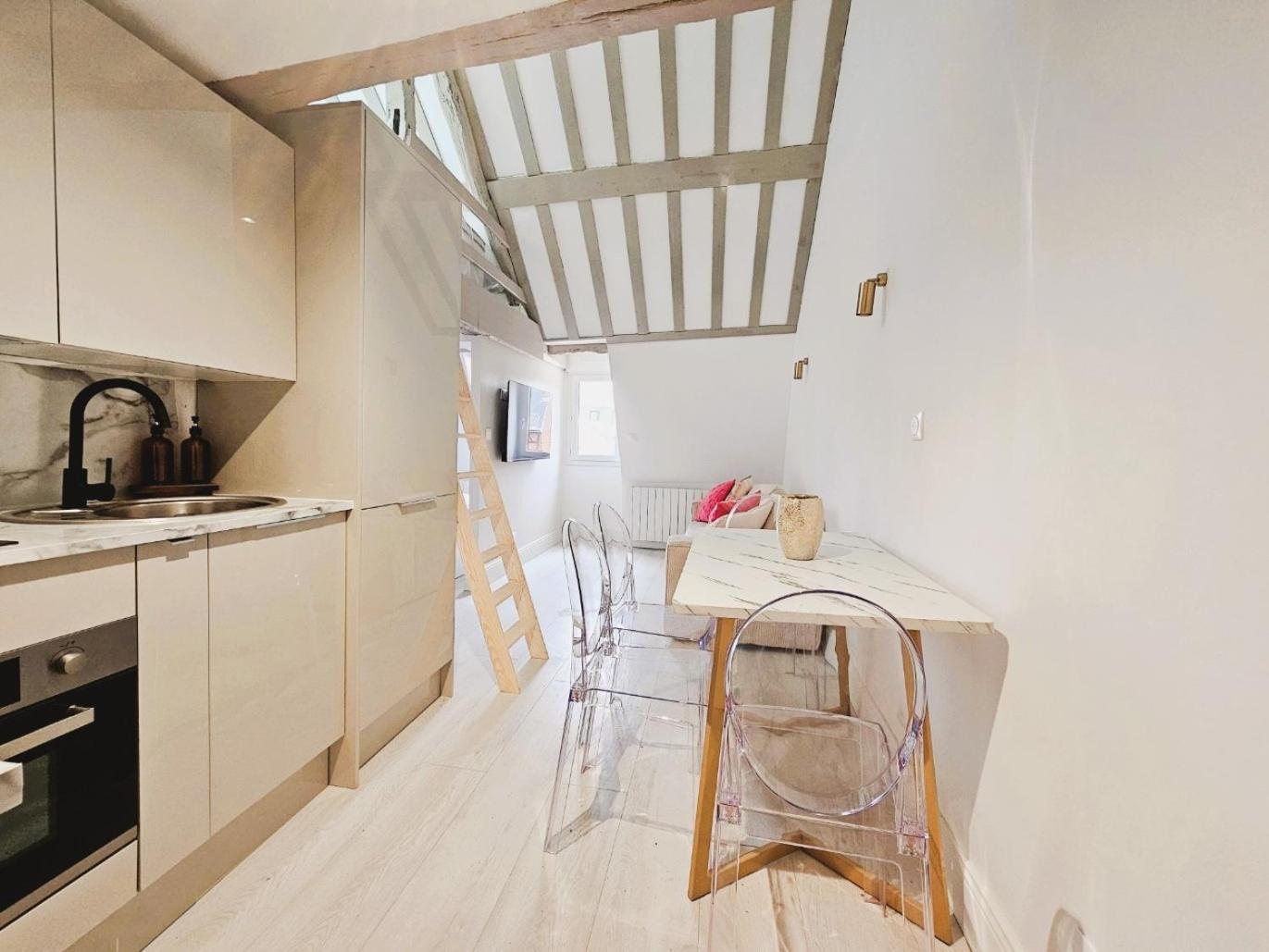 Suite Cathedrale Haut De Gamme + Parking - N°8 鲁昂 外观 照片